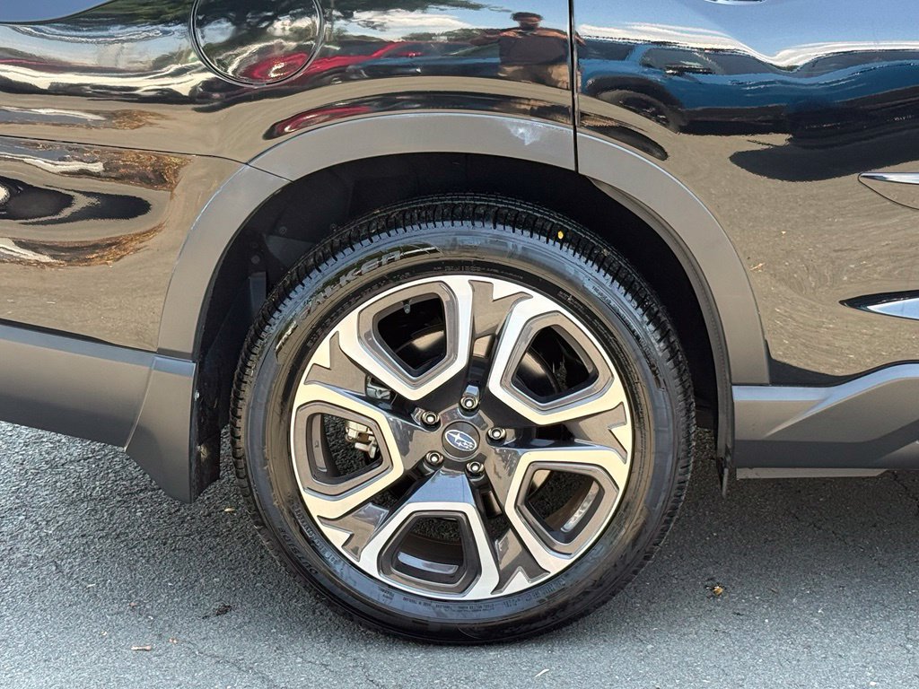 Used 2024 Subaru Ascent Touring AWD/4WD image 6