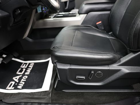 Used 2018 Ford F250 Lariat w/ Lariat Value Package image 22