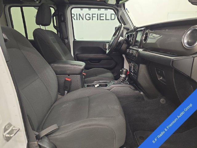 Used 2019 Jeep Wrangler Unlimited Sahara AWD/4WD image 10
