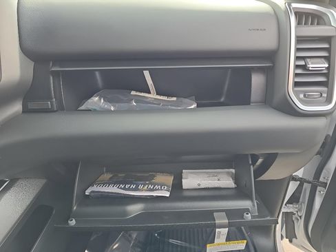 New 2026 RAM 1500 Big Horn AWD/4WD image 37