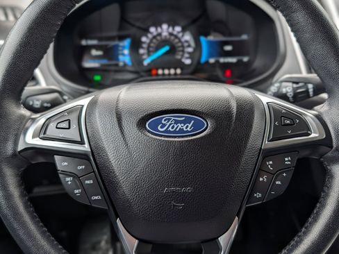 Used 2023 Ford Edge SEL image 24