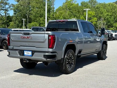 Used 2024 GMC Sierra 2500 Denali w/ Denali Reserve Package AWD/4WD image 5