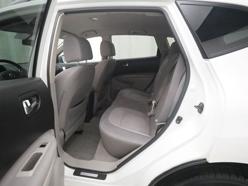 Used 2012 Nissan Rogue SV image 15