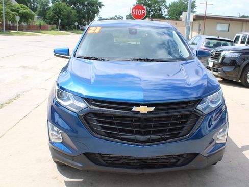 Used 2021 Chevrolet Equinox LT AWD/4WD image 3