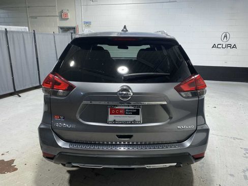 Used 2017 Nissan Rogue SV AWD/4WD image 5