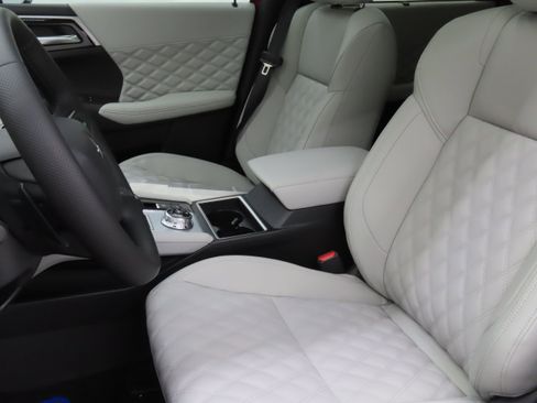 New 2025 Mitsubishi Outlander SEL AWD/4WD image 10