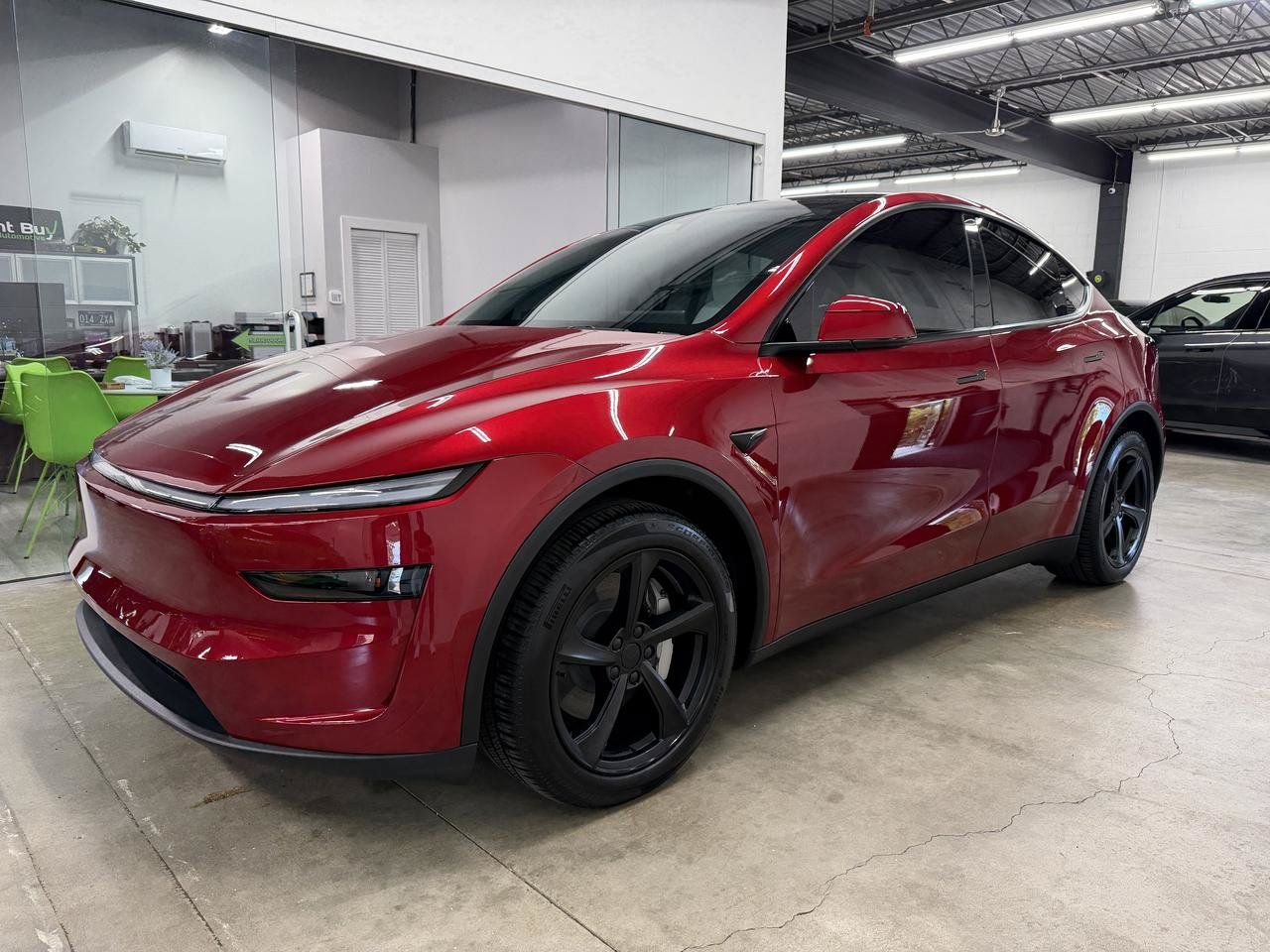Used 2026 Tesla Model Y AWD image 1