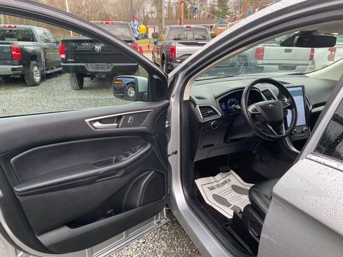 Used 2023 Ford Edge SEL image 10