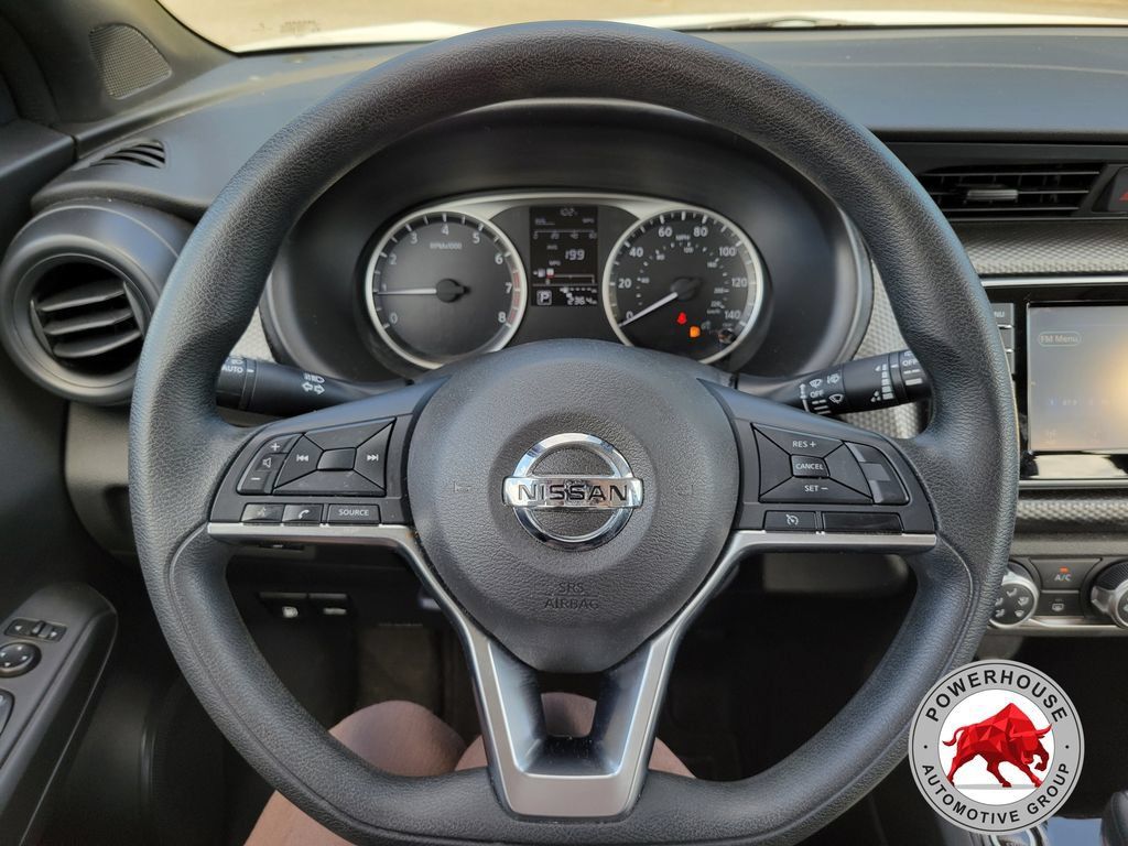 Used 2020 Nissan Kicks S FWD image 32