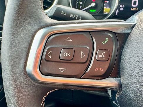 Used 2023 Jeep Wrangler Unlimited Sahara image 20