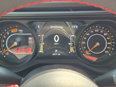 Used 2024 Jeep Wrangler Unlimited Rubicon w/ Technology Group AWD/4WD image 16