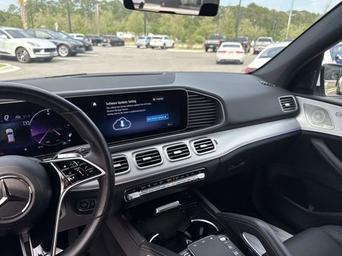 Used 2025 Mercedes-Benz GLE 350 4MATIC image 25