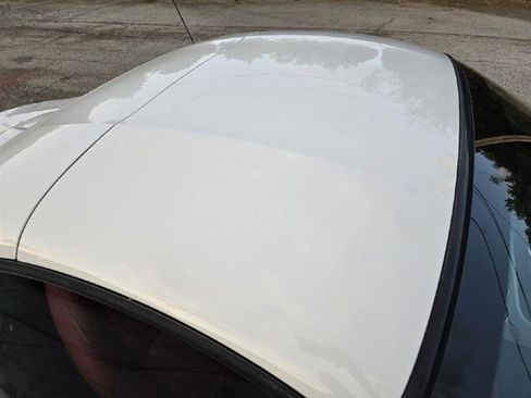 Used 2011 BMW Z4 sDrive35is image 22