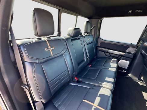 Used 2024 Ford F350 Platinum image 28