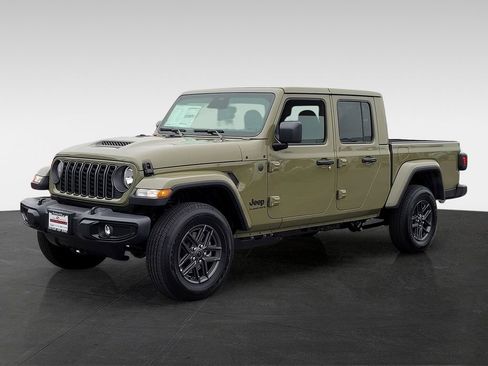 New 2026 Jeep Gladiator Sport image 8