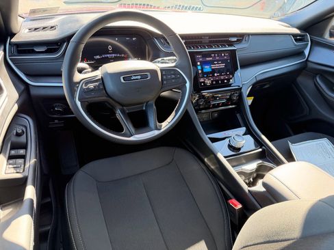 New 2026 Jeep Grand Cherokee Laredo X AWD/4WD image 7