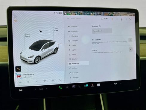 Used 2021 Tesla Model Y Standard Range image 45