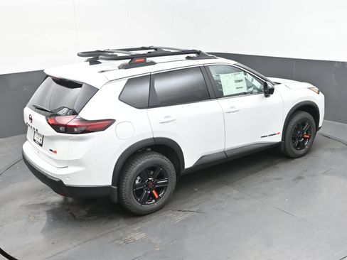 New 2026 Nissan Rogue SV image 36