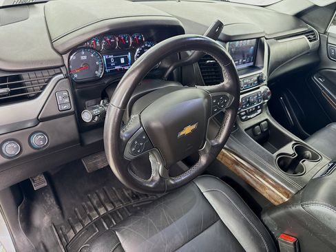 Used 2020 Chevrolet Tahoe LT image 9