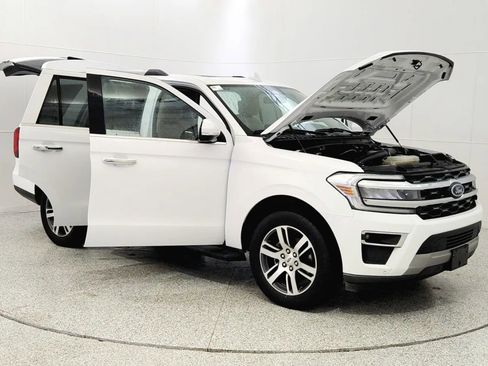 Used 2024 Ford Expedition Limited image 9