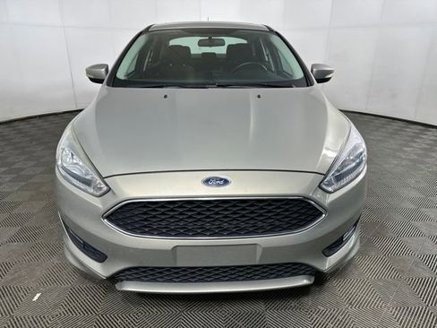 Used 2015 Ford Focus SE w/ SE Sport Package image 8