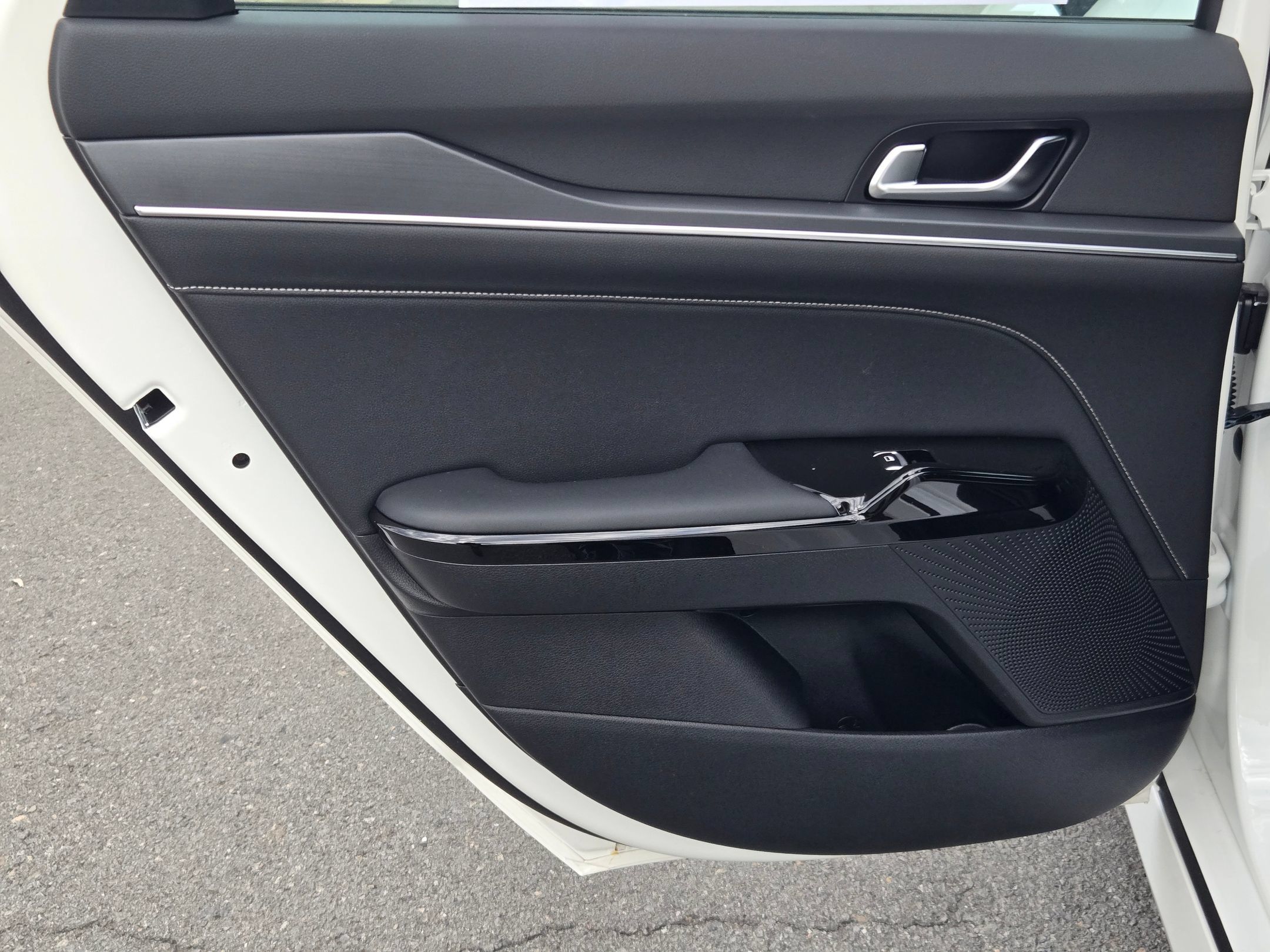 New 2026 Kia K5 GT-Line FWD image 28