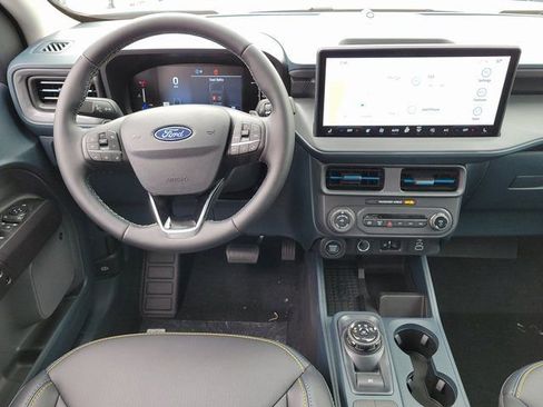 New 2025 Ford Maverick Lobo image 10