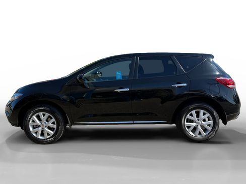 Used 2011 Nissan Murano S FWD image 2