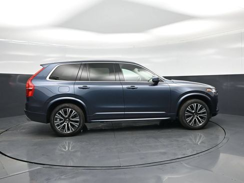 Used 2021 Volvo XC90 T5 Momentum w/ Protection Package Premier AWD/4WD image 25