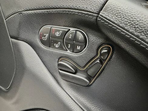 Used 2011 Mercedes-Benz SL 63 AMG image 23