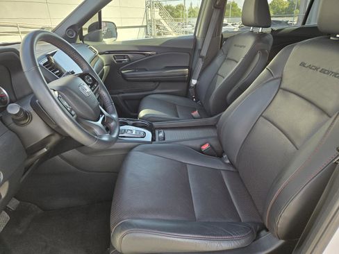 Used 2022 Honda Pilot Black Edition image 22