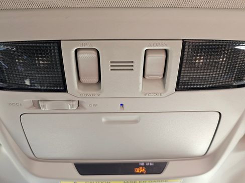 Used 2015 Subaru Legacy 3.6R Limited image 18