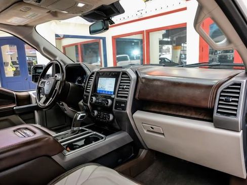 Used 2020 Ford F150 Limited w/ Trailer Tow Package image 14