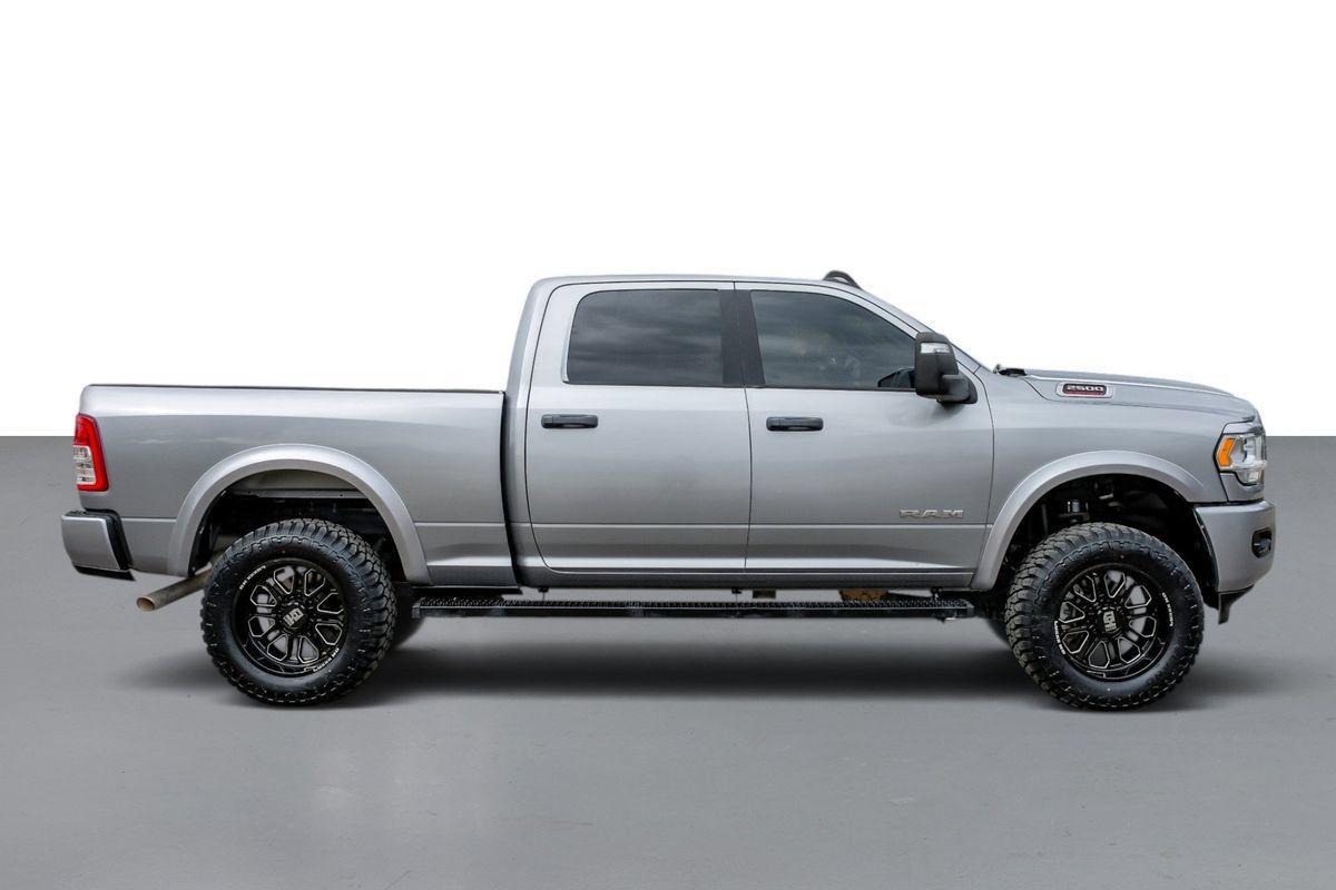 Used 2023 RAM 2500 Big Horn w/ Level 1 Equipment Group AWD/4WD image 6