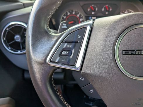 Used 2023 Chevrolet Camaro LT RWD image 18