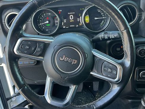 Used 2023 Jeep Wrangler Unlimited Sahara w/ Cold Weather Group AWD/4WD image 12