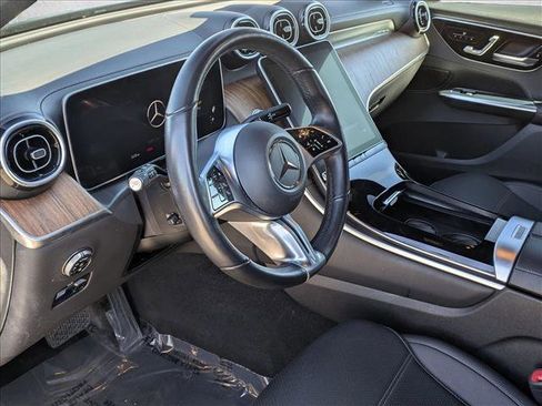 Used 2023 Mercedes-Benz GLC 300 4MATIC image 10