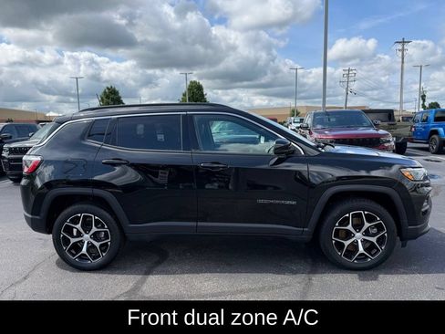 Certified 2024 Jeep Compass Limited AWD/4WD image 4