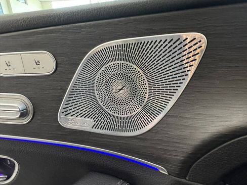 Used 2020 Mercedes-Benz GLE 350 4MATIC w/ Premium Package image 37