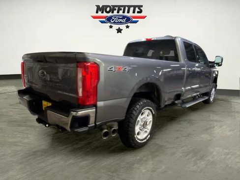 Certified 2025 Ford F250 XLT image 5