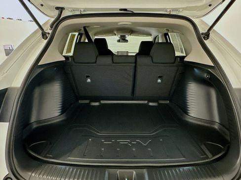 Used 2023 Honda HR-V LX image 29