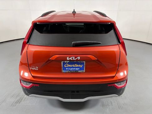 Used 2023 Kia Niro Wind FWD image 7