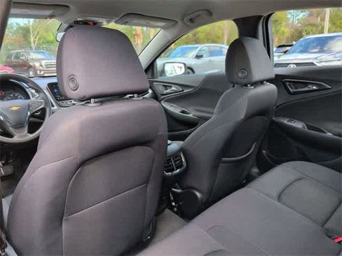 Used 2023 Chevrolet Malibu LT image 19