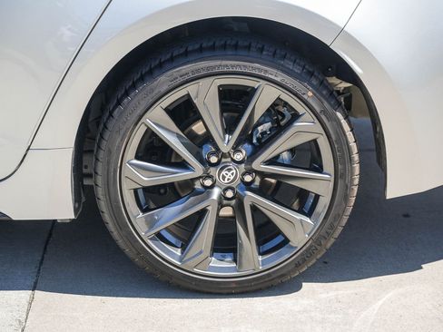 Certified 2025 Toyota Corolla SE w/ SE Premium Package FWD image 10
