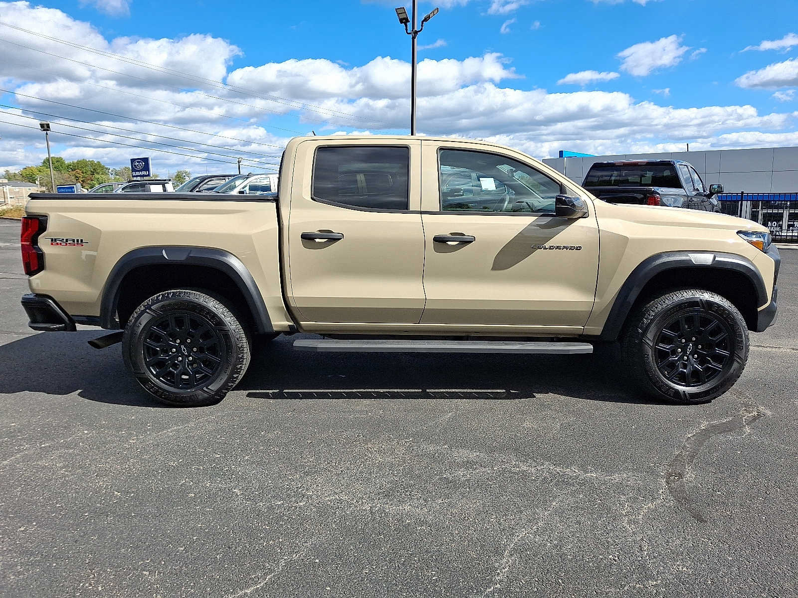 Used 2023 Chevrolet Colorado Trail Boss AWD/4WD image 8