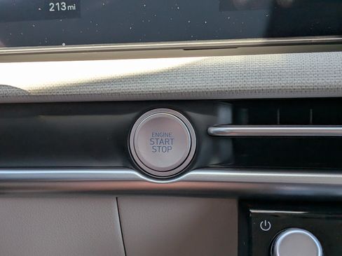 New 2026 Hyundai Tucson SEL FWD image 28