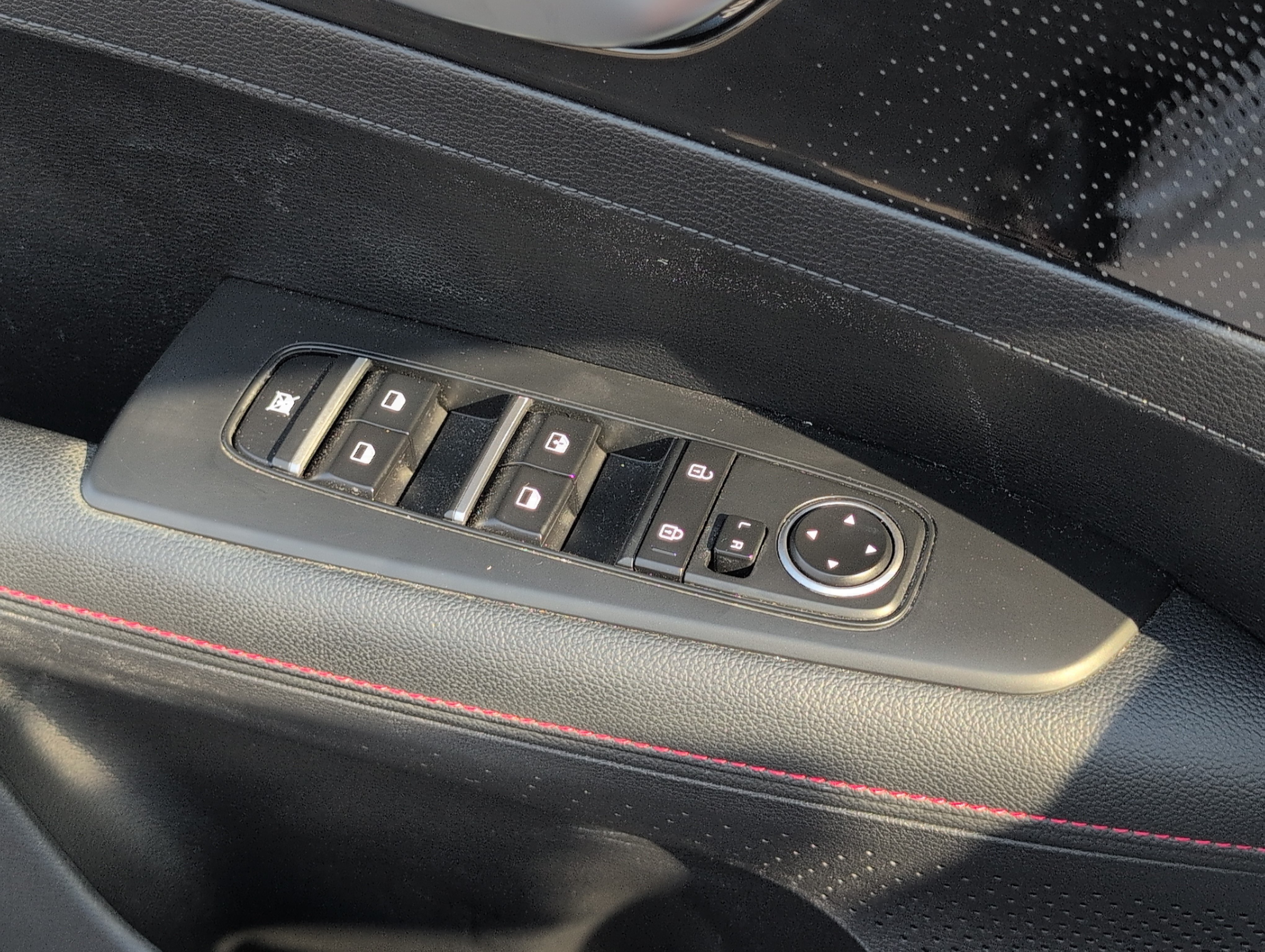 Used 2024 Kia Forte GT FWD image 16