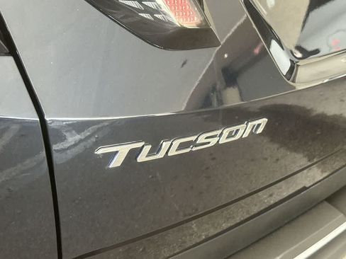 Used 2023 Hyundai Tucson SEL FWD image 11