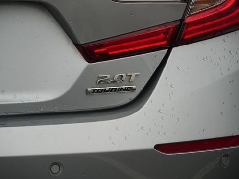 Used 2021 Honda Accord Touring image 6