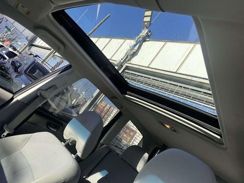 Used 2012 Subaru Forester 2.5X Premium w/ All-Weather Pkg image 20